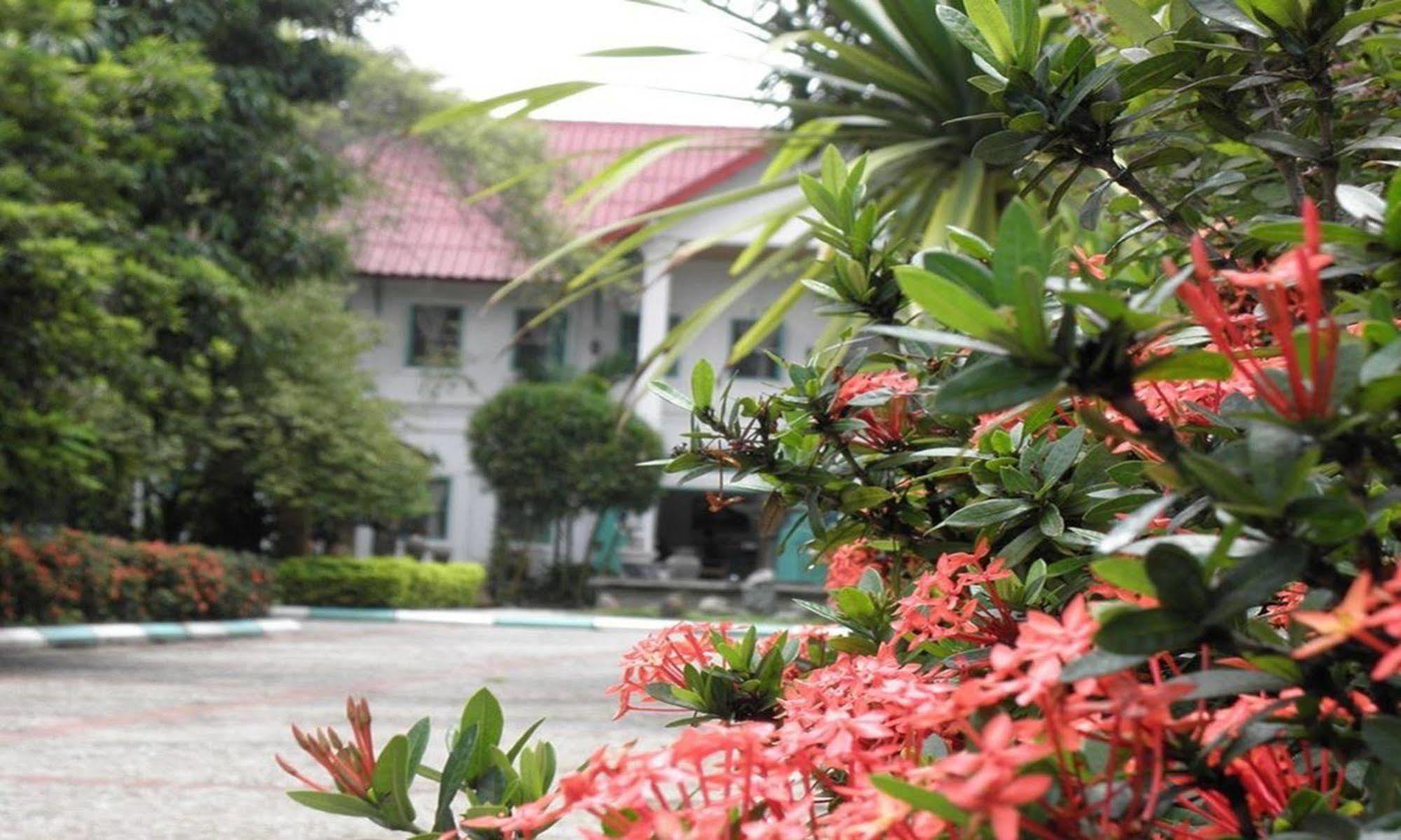 Sabaidee Guesthouse Luang Prabang Exteriör bild